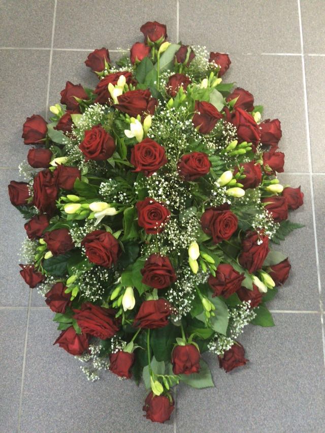 Rouwbloemstuk 94 Druppel 90 cm